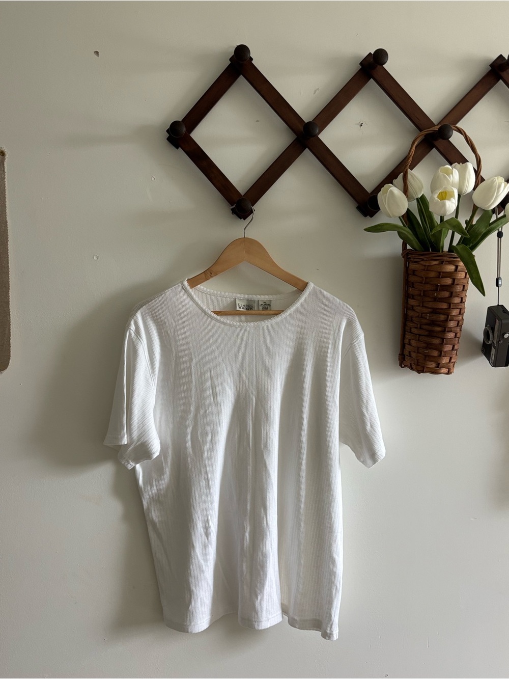 vintage white ribbed tee